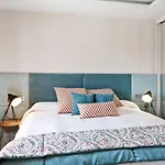 Luxury With Garden, Pool And Jacuzzi By Varenso Holidays Villa