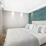 Villa Luxury With Garden, Pool And Jacuzzi By Varenso Holidays