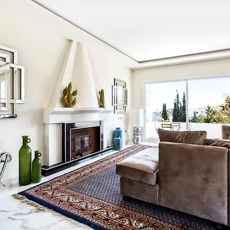 Luxury With Garden, Pool And Jacuzzi By Varenso Holidays * Marbella