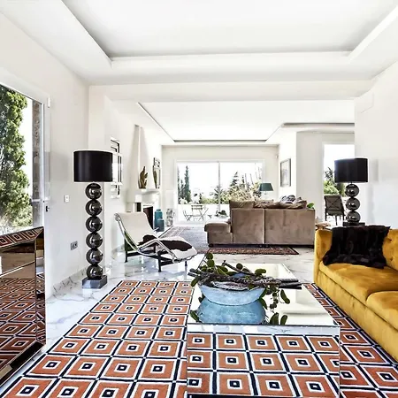 Villa Luxury With Garden, Pool And Jacuzzi By Varenso Holidays Marbella