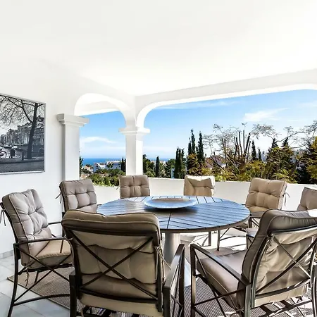 Luxury With Garden, Pool And Jacuzzi By Varenso Holidays Villa Marbella