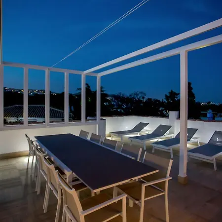 Villa Luxury With Garden, Pool And Jacuzzi By Varenso Holidays Marbella