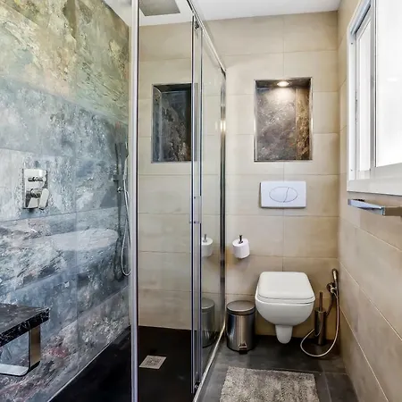 Villa Luxury With Garden, Pool And Jacuzzi By Varenso Holidays Marbella