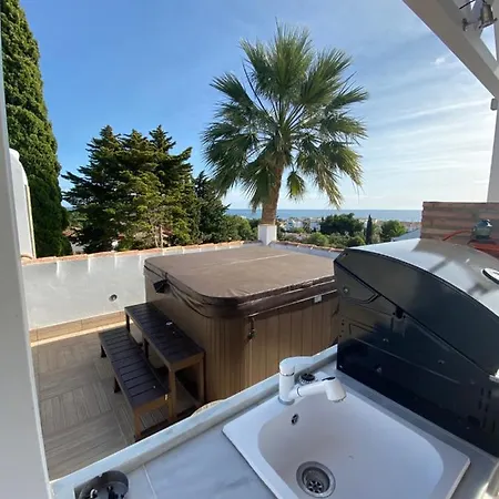 Luxury With Garden, Pool And Jacuzzi By Varenso Holidays Villa Marbella