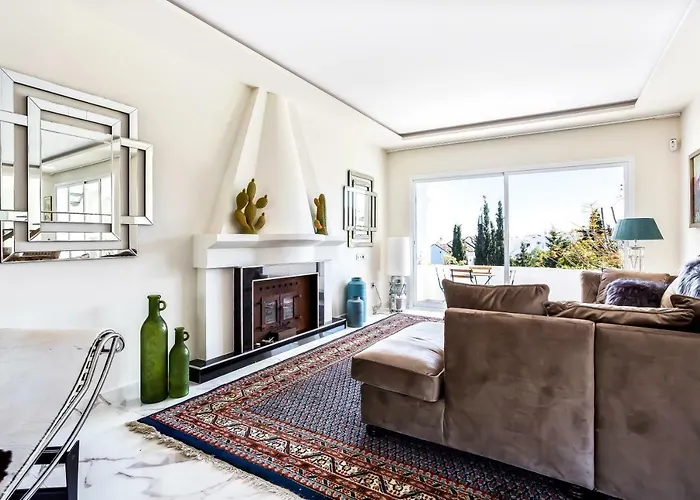 Luxury With Garden, Pool And Jacuzzi By Varenso Holidays * Marbella