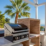 Luxury With Garden, Pool And Jacuzzi By Varenso Holidays Вілла *