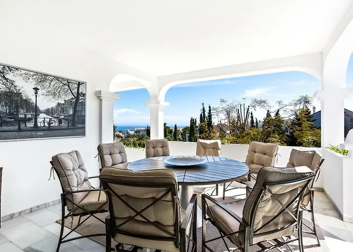 Luxury With Garden, Pool And Jacuzzi By Varenso Holidays Villa Marbella