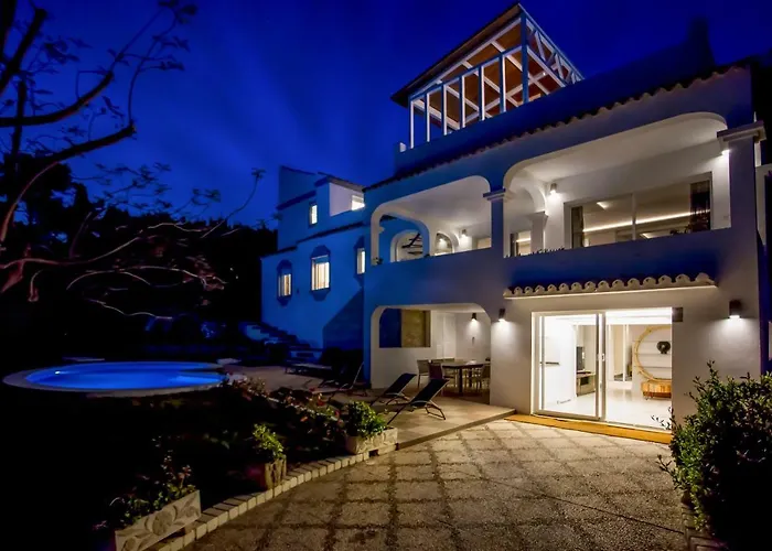 Luxury With Garden, Pool And Jacuzzi By Varenso Holidays Villa Marbella