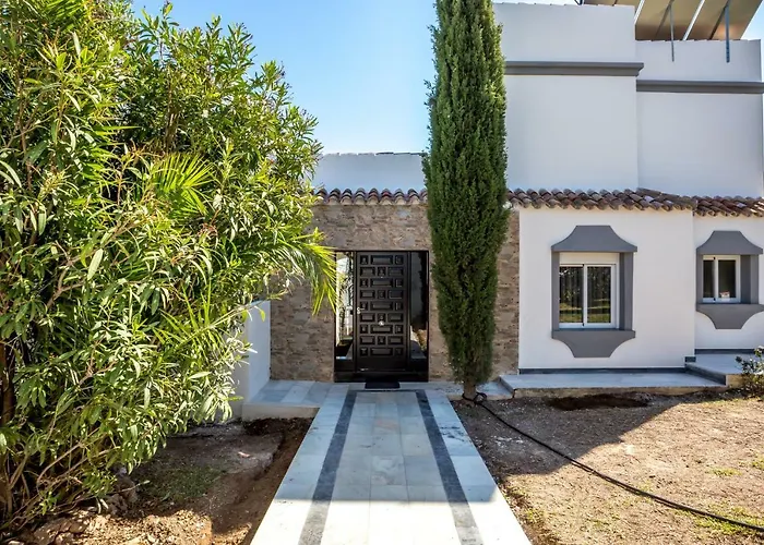 Villa Luxury With Garden, Pool And Jacuzzi By Varenso Holidays Marbella