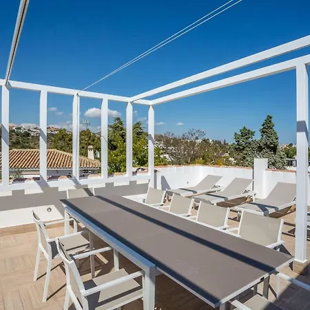 别墅 Luxury With Garden, Pool And Jacuzzi By Varenso Holidays