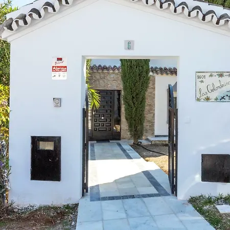 Luxury With Garden, Pool And Jacuzzi By Varenso Holidays 别墅 *